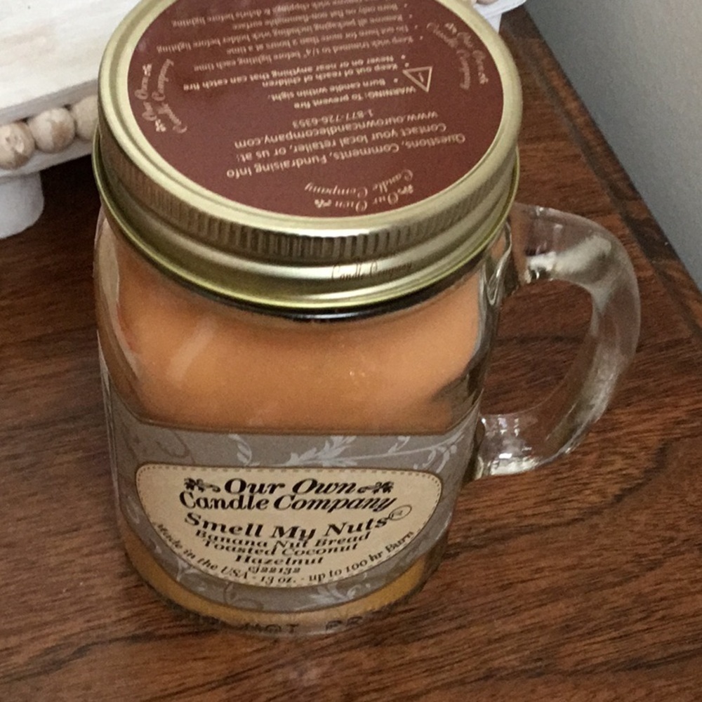 🔥NEW🔥 Smell my nuts candle. Funny name and smells amazing - Picture 8 of 9